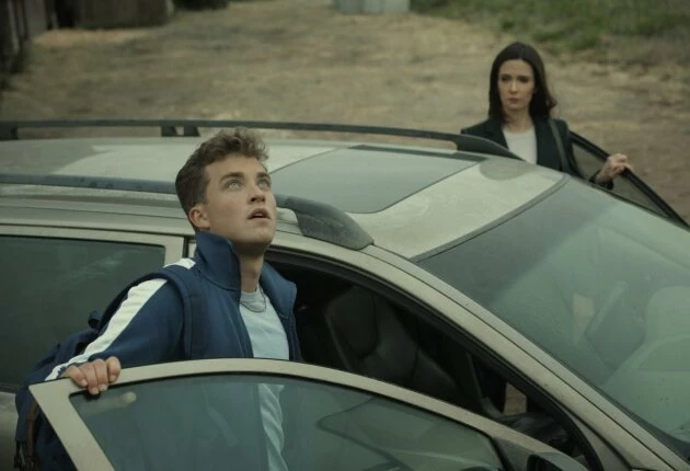 Момент из сериала Супермен и Лоис 1 сезон